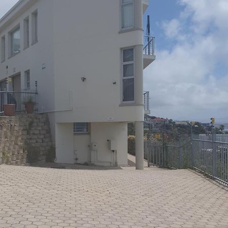 The White House Apartment Mossel Bay Exterior photo